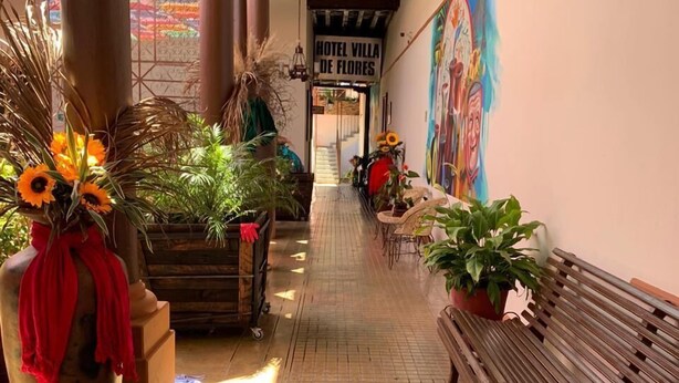 Unclassified image, 1 of 49, button - Hotel Villa de Flores (Uruapan)