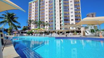 5 piscinas al aire libre