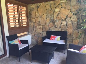 Cottage Tiêu chuẩn, 3 phòng ngủ, phòng tắm riêng | Khu phòng khách | TV màn hình phẳng 