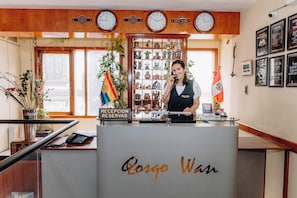 Reception - Qosqowasi Hotel (Cusco)