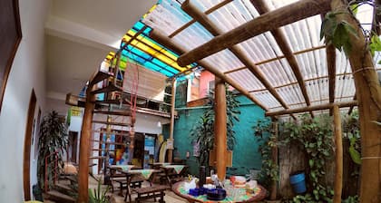 Buddy's Hostel e Pousada