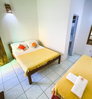 Room | Free WiFi - Buddy's Hostel e Pousada (Itacaré)