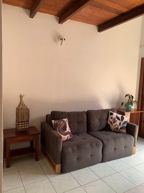 Living area - Buddy's Hostel e Pousada (Itacaré)