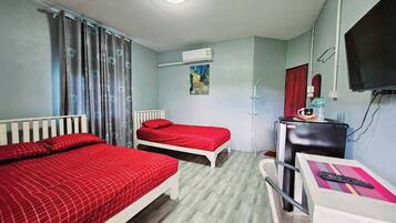 Family Room | Free WiFi