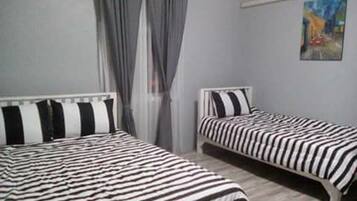 Family Room | Free WiFi