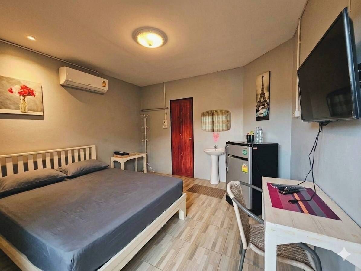 Standard Double Room | Room amenity