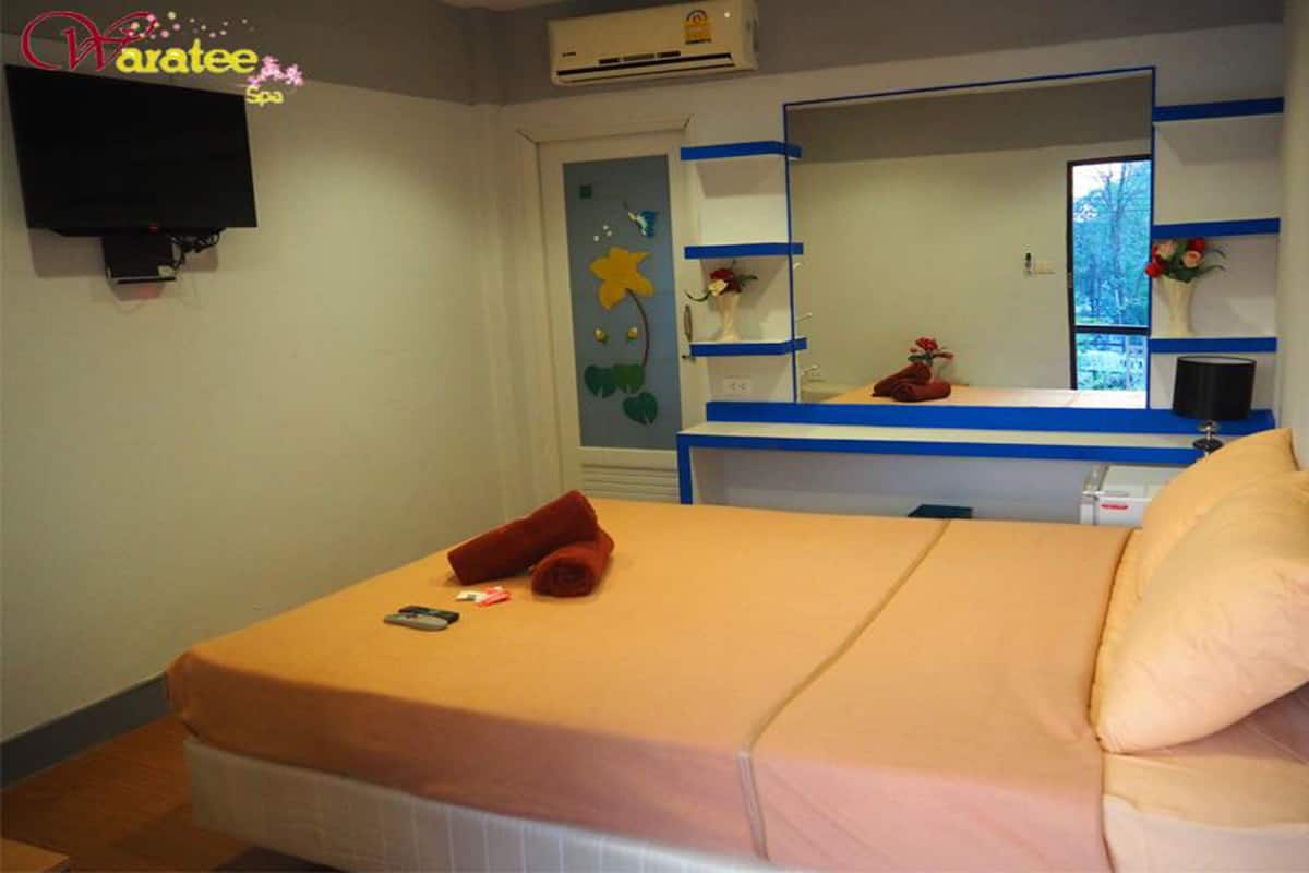 Standard Double Room | Free WiFi