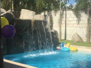 室外泳池