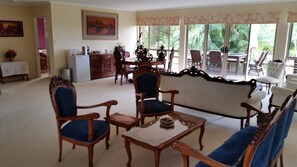 Interior - Hilltop Hideaway (Ninderry)