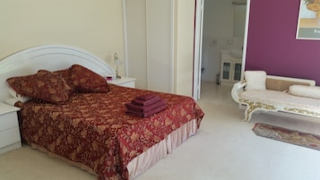 Magenta Room | 1 bedroom, premium bedding, iron/ironing board, free WiFi