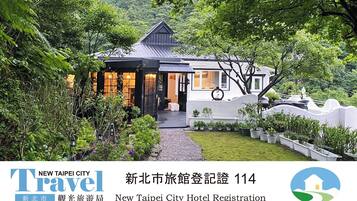 Fachada da propriedade