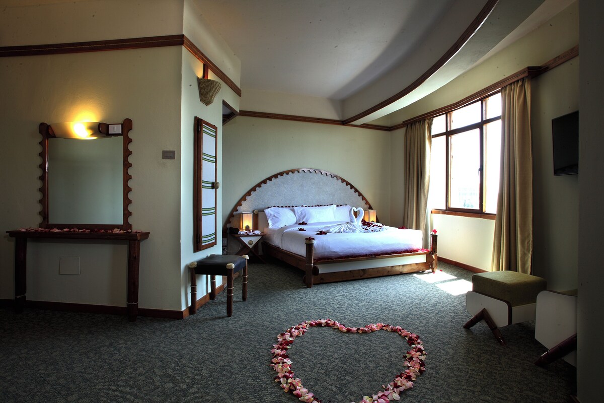 SUITE EXECUTIVE