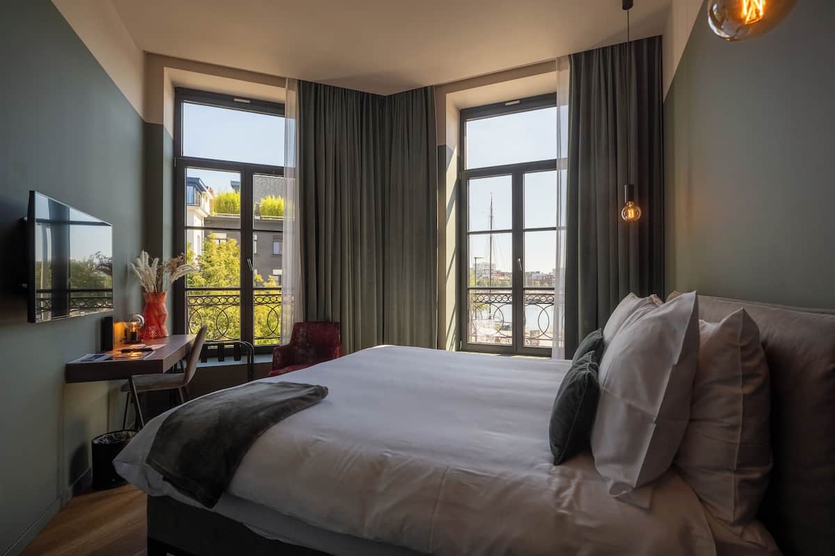 comfort double room (u sleep charming) | 1 bedroom, premium bedding, down duvets, select comfort beds