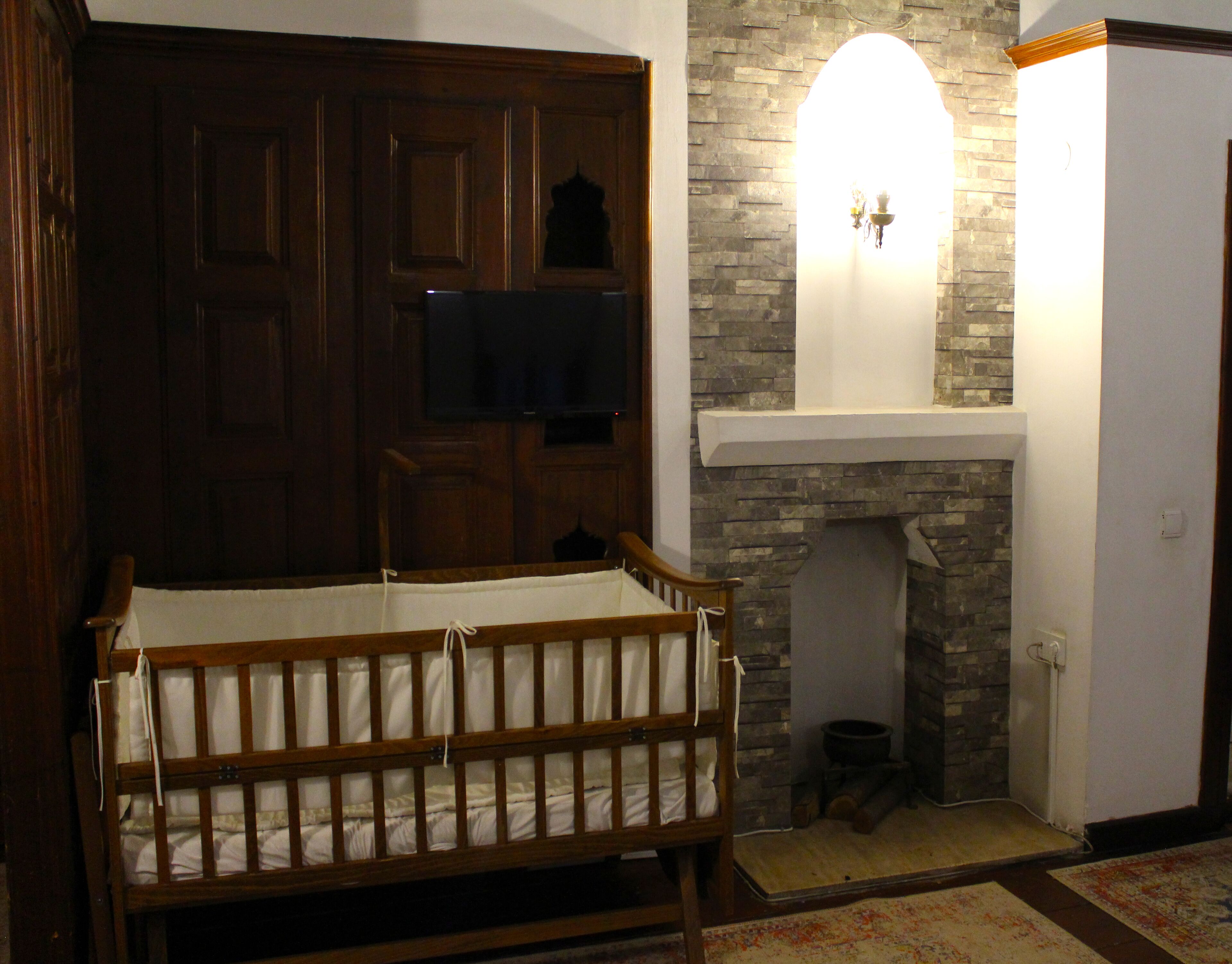 classic room | minibar, iron/ironing board, free wifi