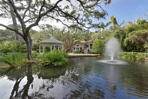 Water view - The Grey Owl Inn (St. Simons Island)