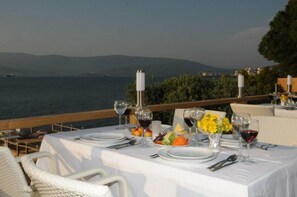 Outdoor dining - Hidden Garden Butik Hotel (Milas)