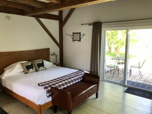 Room, Private Bathroom (Sheep Barn 1) | Down duvets, iron/ironing board, free WiFi, bed sheets