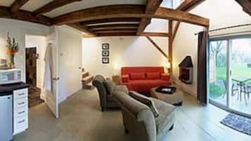 Room, Private Bathroom (Sheep Barn 2) | Living area