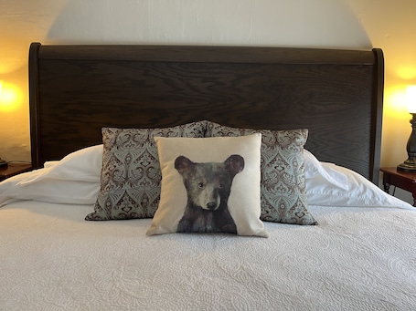 Room, Private Bathroom (Bear Room) | Down comforters, iron/ironing board, free WiFi, bed sheets