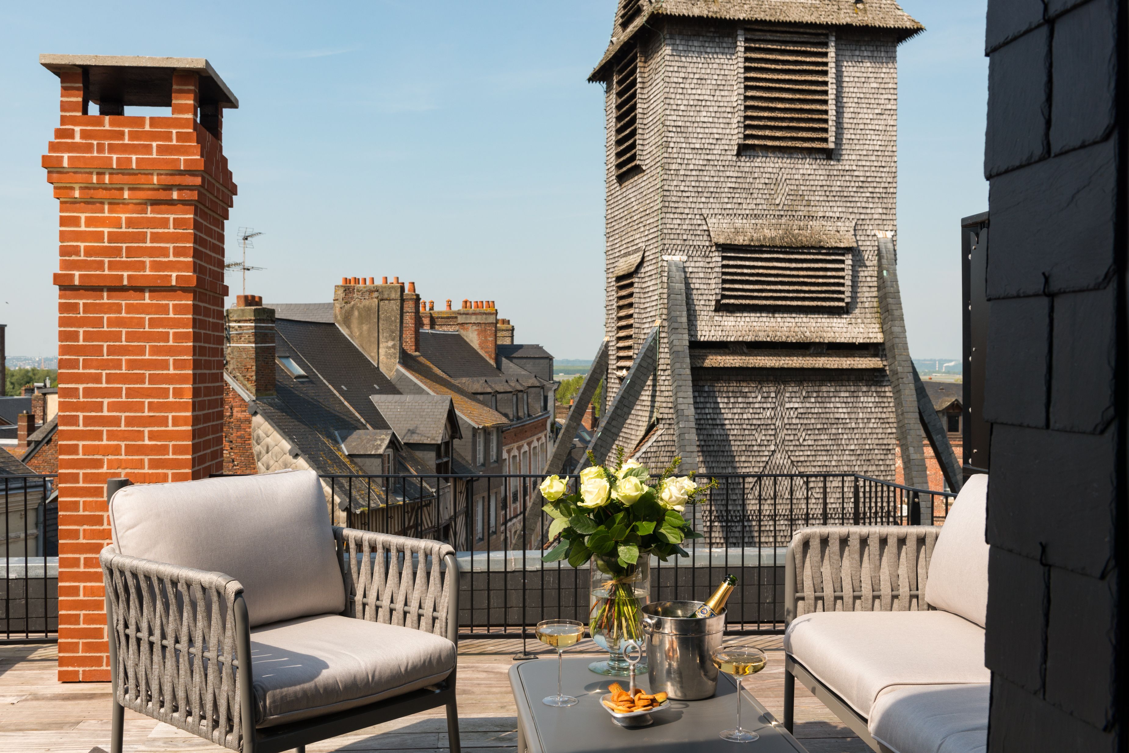 luxury suite, panoramic terrace  | terrace/patio