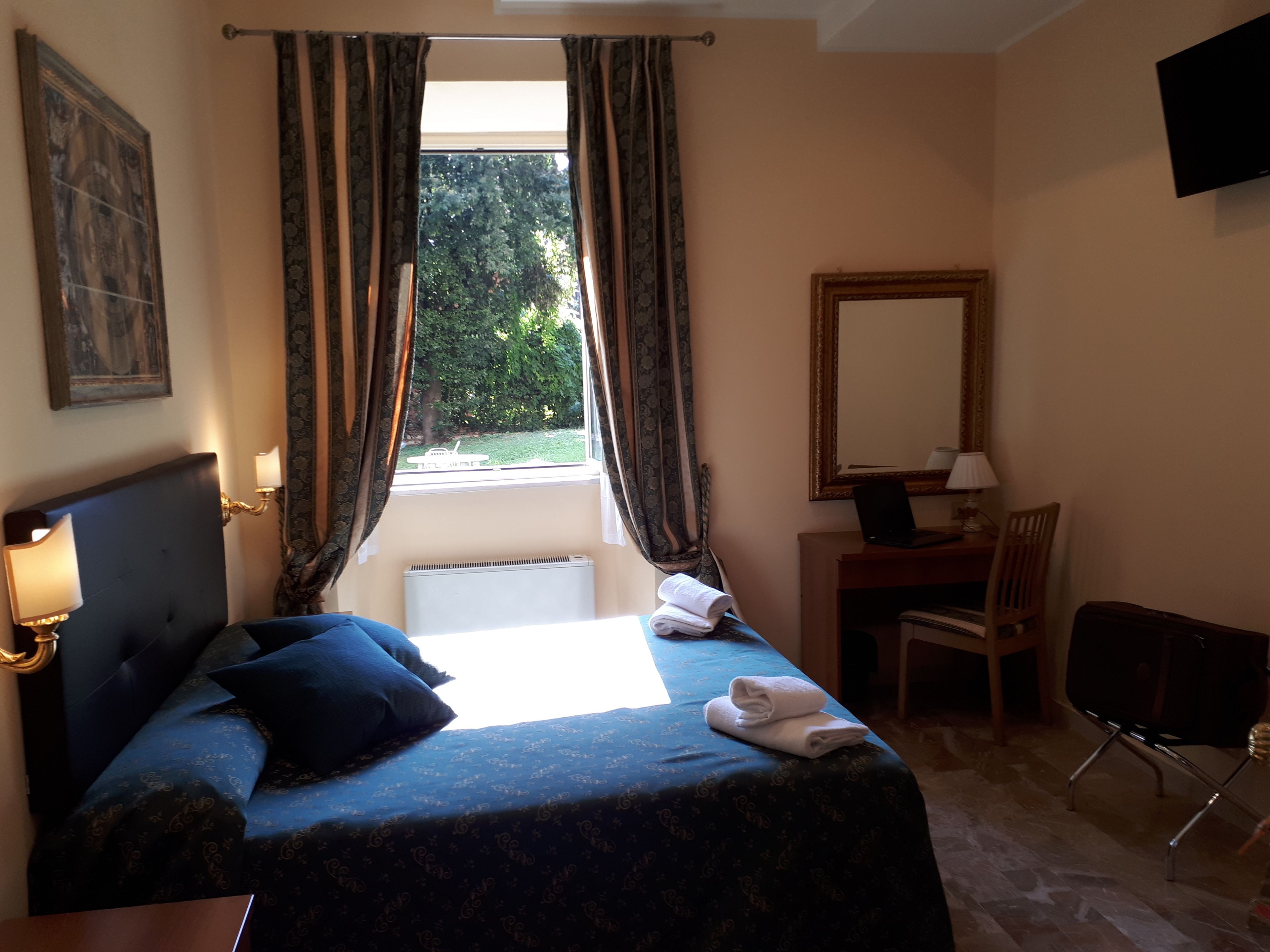 double room | free wifi