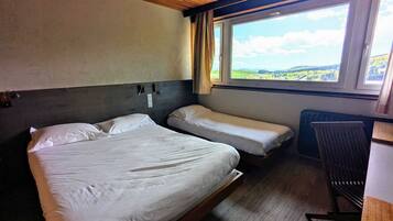 Desk, iron/ironing board, free WiFi, bed sheets