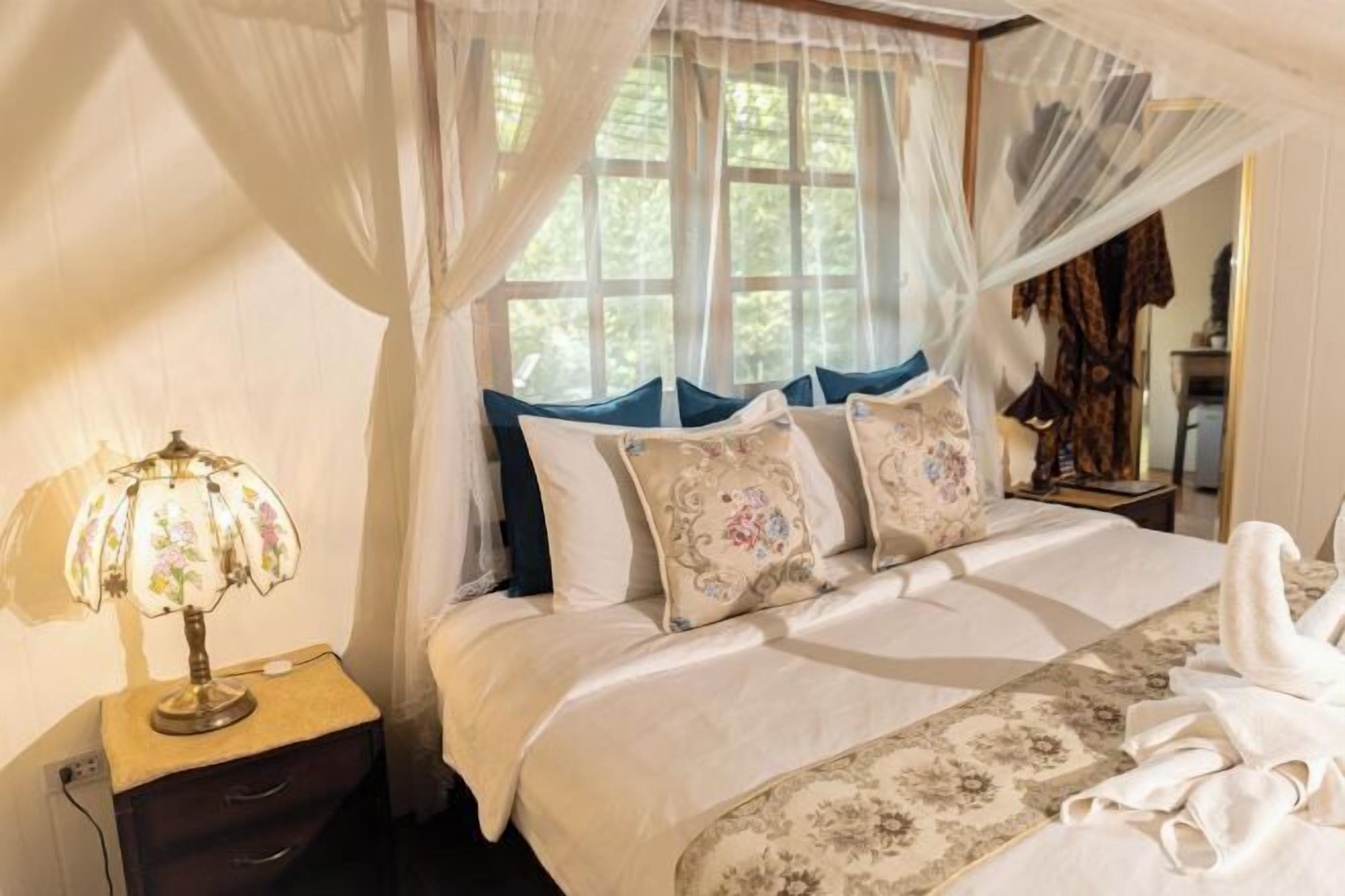 Minibar, con stile personalizzato, con arredamento individuale