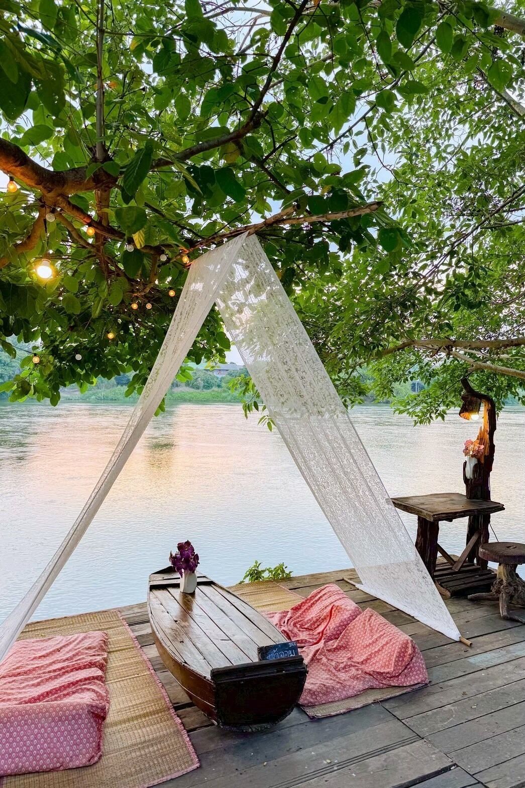 วิวทะเลสาบ