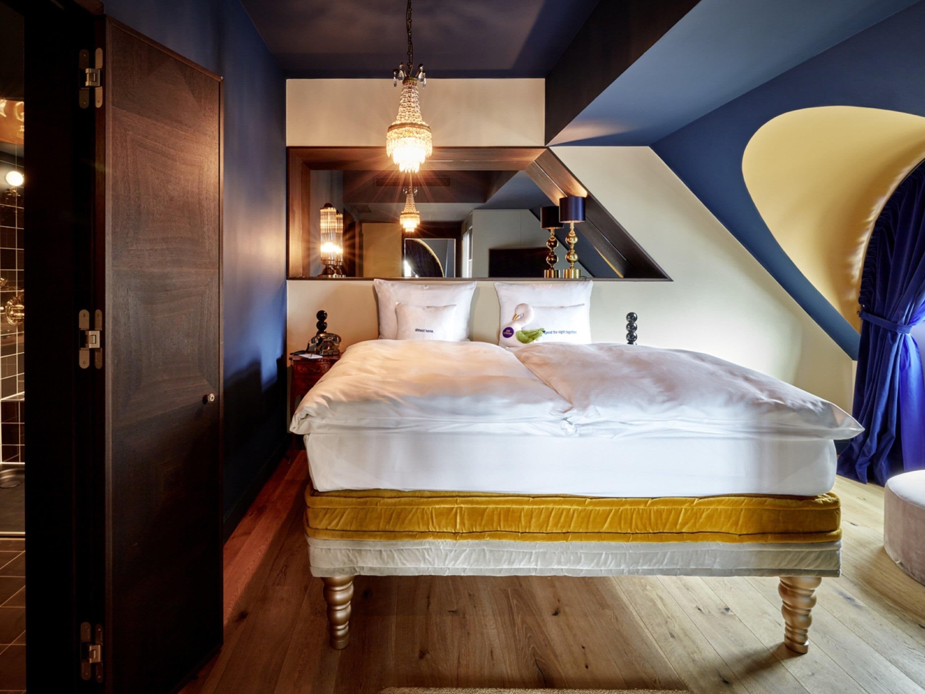Peacock Suite | Ropa de cama de alta calidad y edredones de plumas