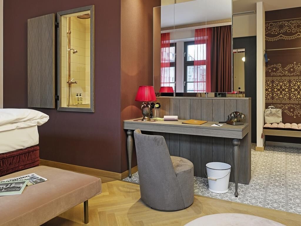 Extra Large | Premium bedding, down duvets, free minibar, in-room safe