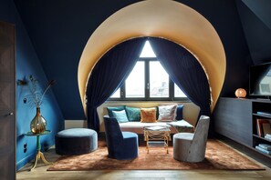 Peacock Suite