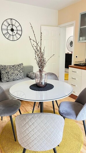 Apartment, 1 Bedroom, Balcony | Private kitchen