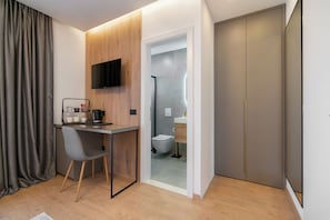 Classic Double Room, Balcony | Free WiFi, bed sheets - Guesthouse Civljak (Baska Voda)