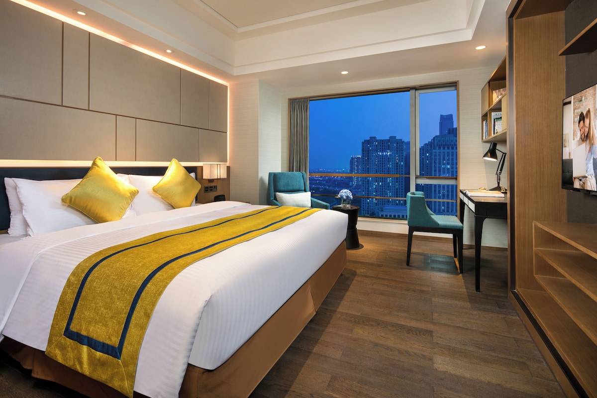 In-room safe, laptop workspace, soundproofing, iron/ironing board