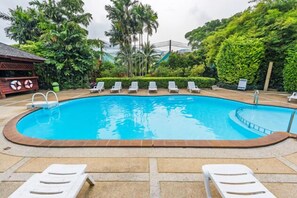 Outdoor pool - Baantonsai Garden Resort (Phuket)