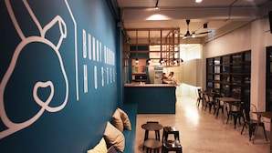 Lobby - Bunny Burrow Hostel (Bangkok)