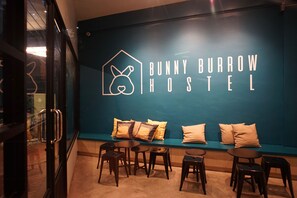 Lobby sitting area - Bunny Burrow Hostel (Bangkok)