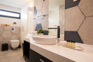 Deluxe Studio, Terrace (PINK DIAMOND) | Bathroom - Villa Diamond (Zupa dubrovacka)
