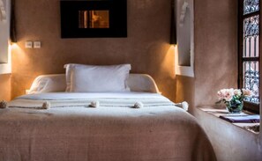 Double Room (Les Nomades) | In-room safe, individually decorated, desk, blackout drapes - Dar Attajmil (Marrakech)