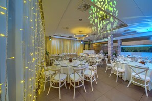Indoor wedding - Hotel Alkar (Sinj)
