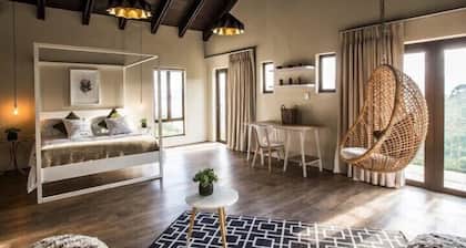 Mount High Luxury Country Lodge