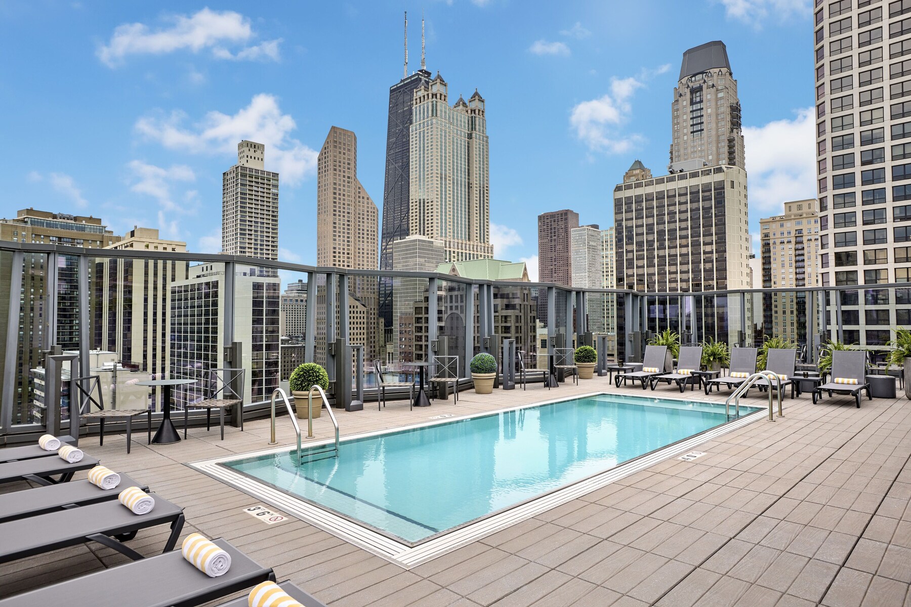 Seasonal outdoor pool, sun loungers