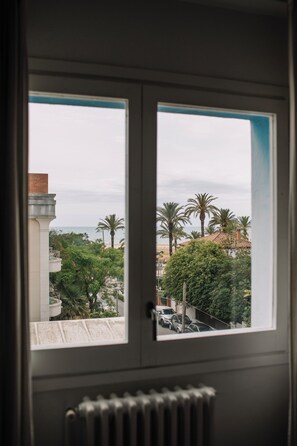 1 dormitorio, ropa de cama de alta calidad, edredones de plumas