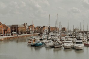 Vue sur la ville depuis l’hébergement
