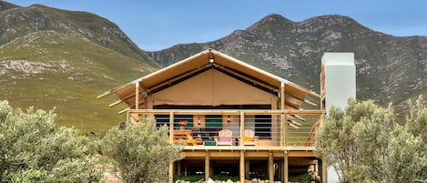Luxury Tent | 2 bedrooms, free cribs/infant beds, bed sheets