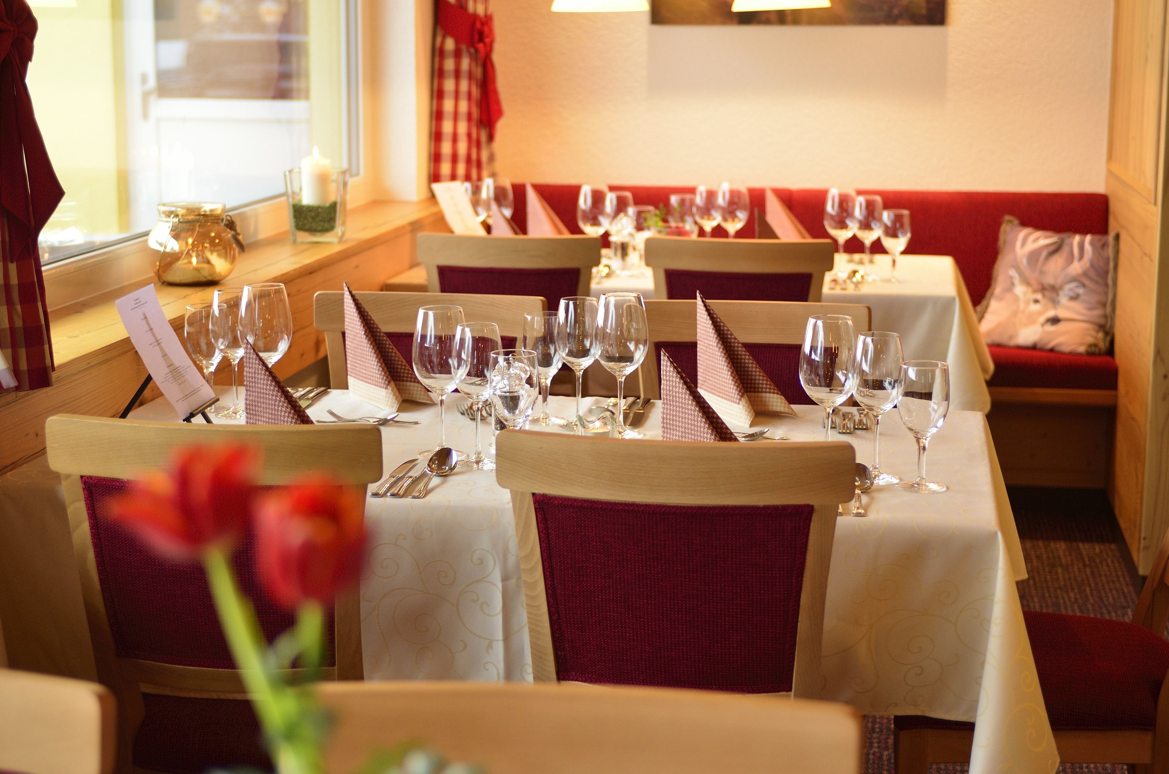 lunch and dinner served, regional cuisine