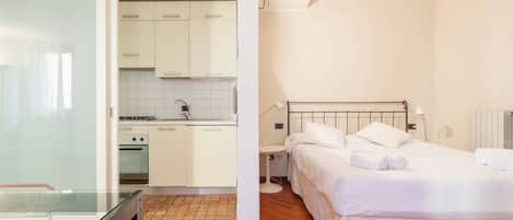 Studio (Corte Sgarzerie 6)