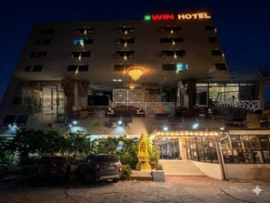 Reception - Win Bangna Hotel (Bangkok)