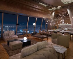 2 bars/lounges, poolside bar