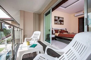 3-Bedroom Villa  | Balkon